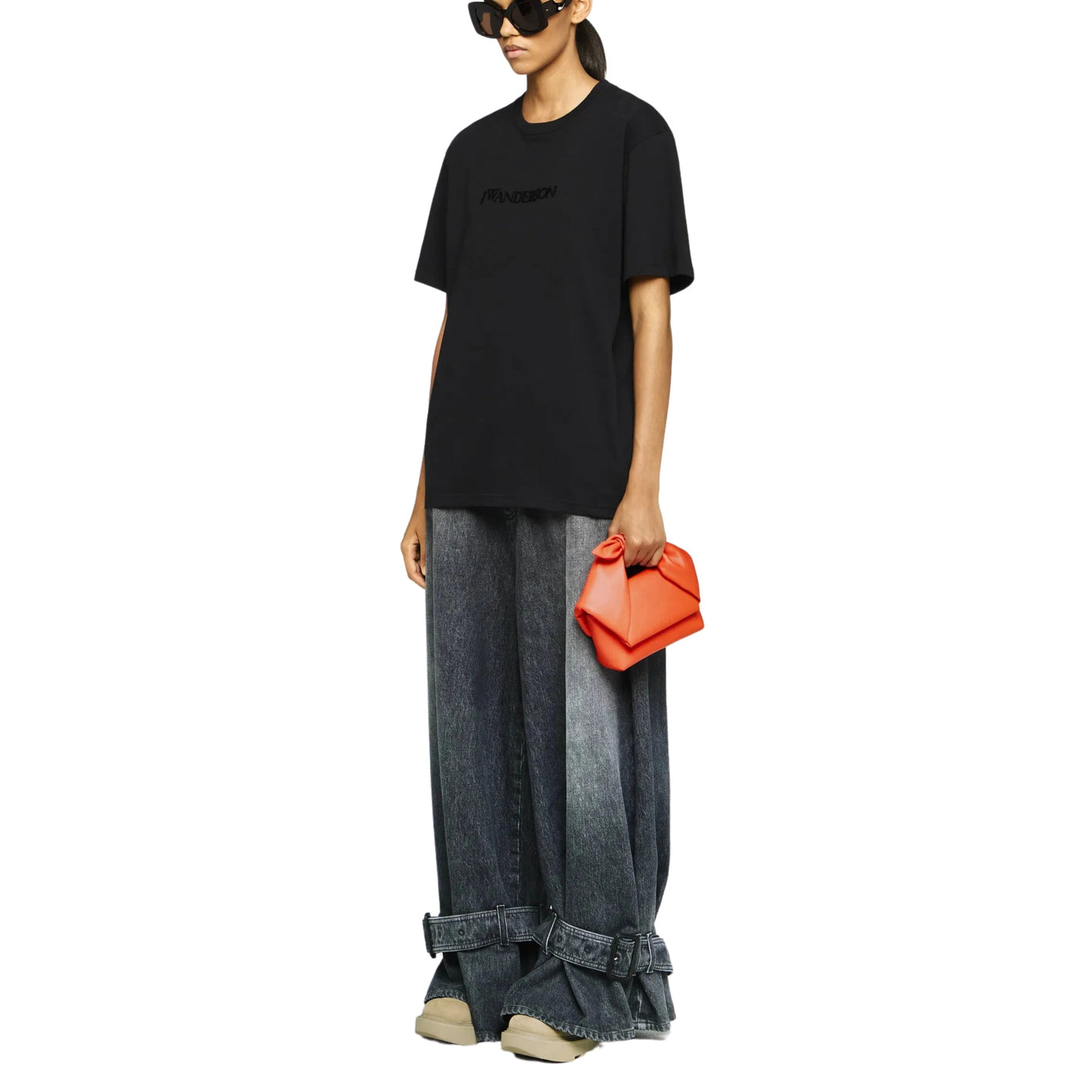 Jw Anderson T-Shirt Logo Embroidery Black